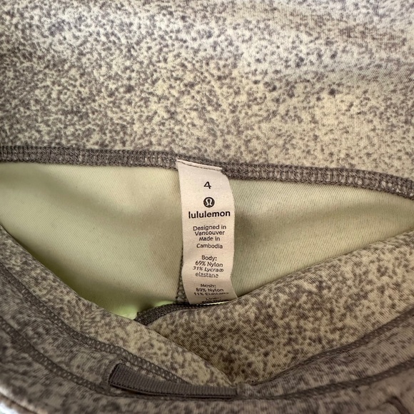 Lululemon speed up crop mesh leggings with pockets - size 4 - Picture 5 of 7